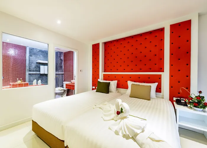 Raha Grand Hotel