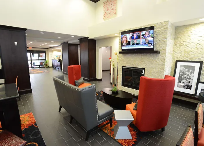 Kid friendly hotel Hampton Inn & Suites Albany At Albany Mall