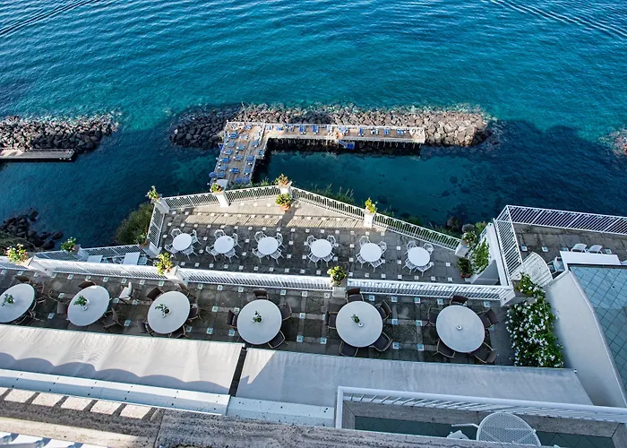  Grand Riviera