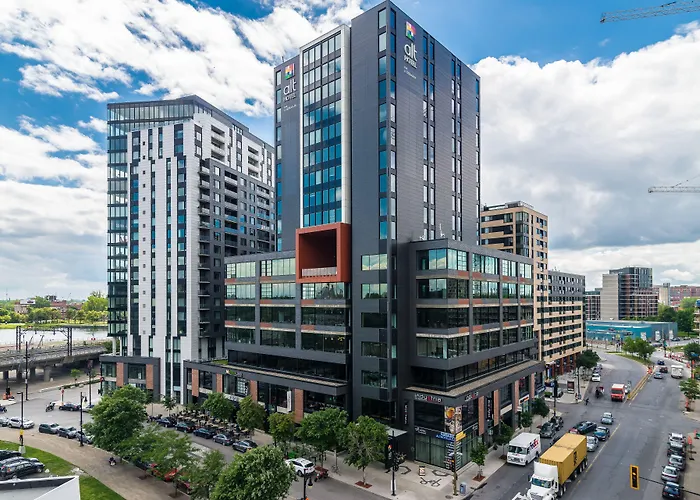 Family Hotel: Hotel Alt Montreal