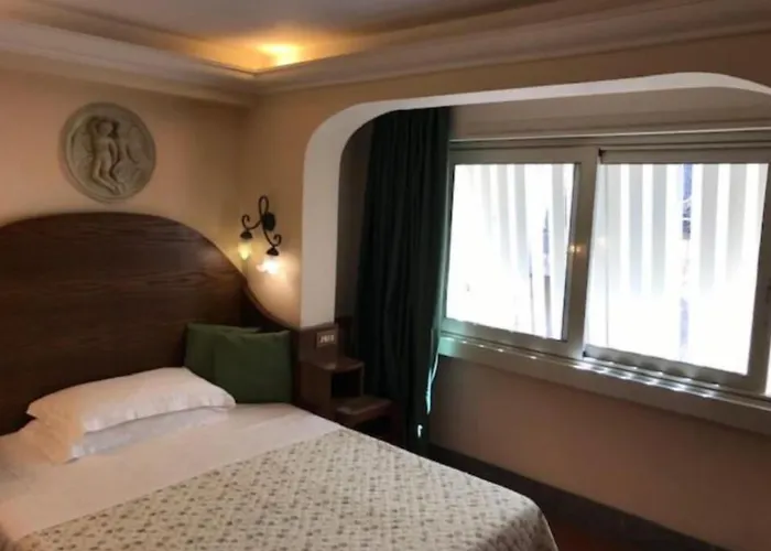 Hotel familiare: Hotel Okapi