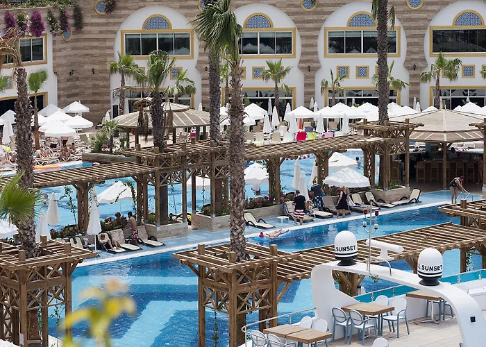 Hotel met uitzicht: Crystal Sunset Pearl Collection