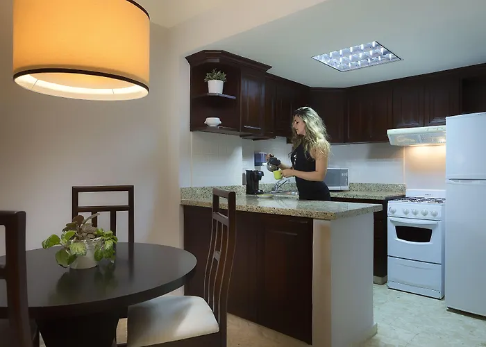 Plaza Florida Suites