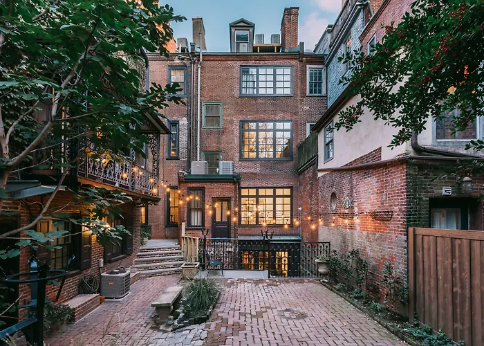 5 star hotel: The Dwight D A Boutique Hotel