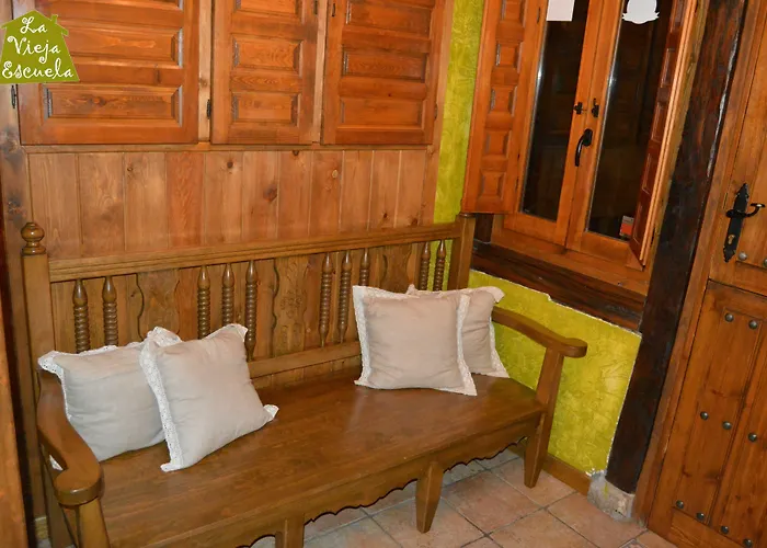 Posada la Vieja Escuela San Roque de Ríomiera