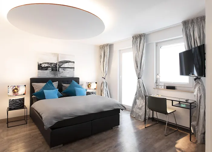 Ferienvermietung: 1St Floor Koeln