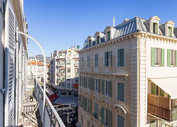 Le Dortoir Boutique