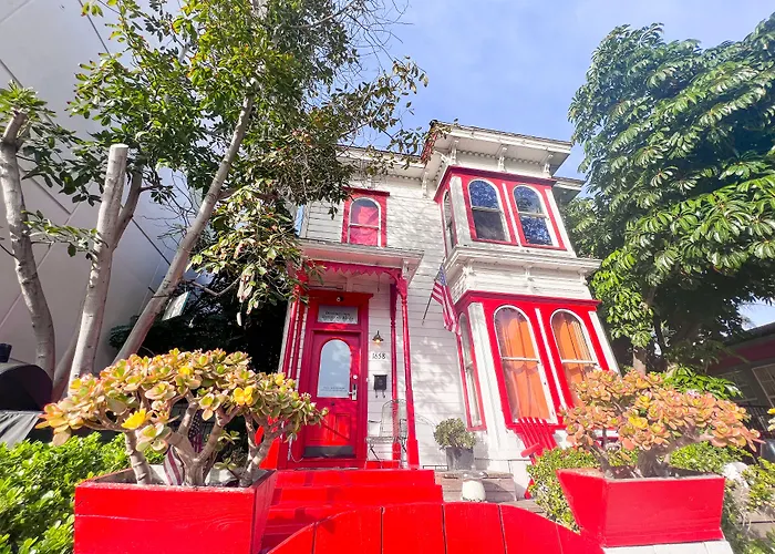 Ith San Diego Adventure Hostel (Adults Only)