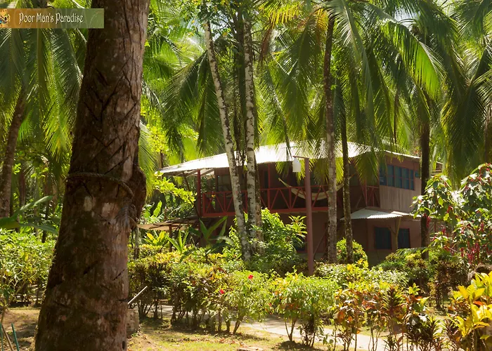 Poor Man'S Paradise Lodge