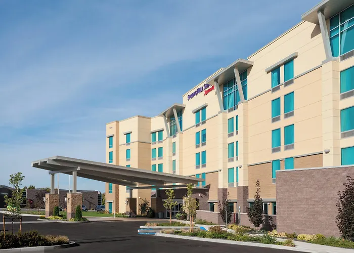 Hot Tub in Room Springhill Suites By Marriott Kennewick Tri-Cities
