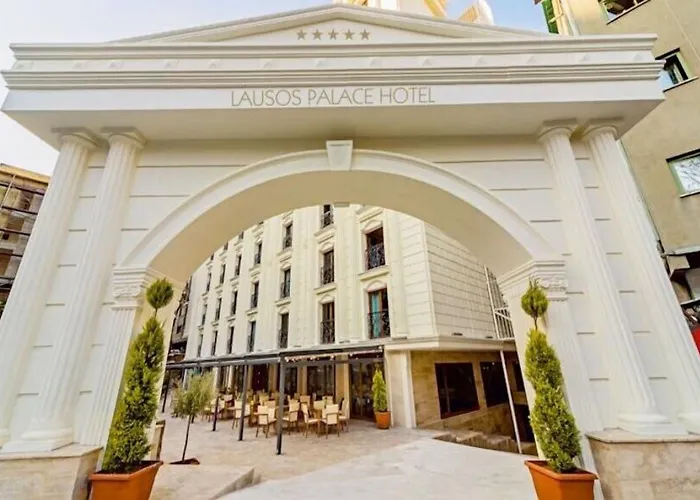 Jacuzzi-Hotel: Lausos Palace Hotel Sisli