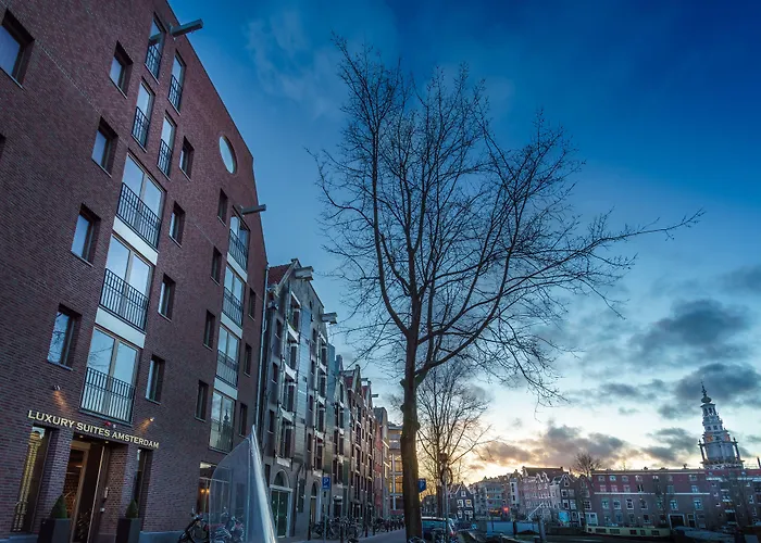 Luxury hotel only: Luxury Suites Amsterdam