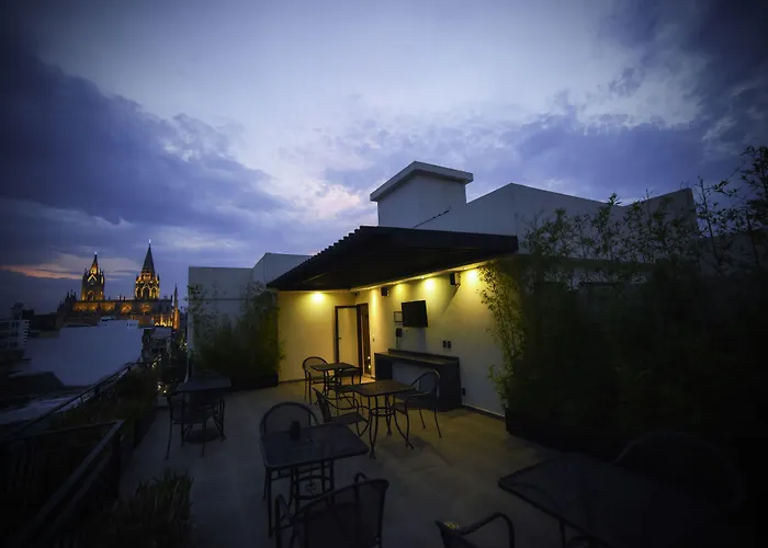 3 star hotel: Six Hotel Guadalajara Expiatorio