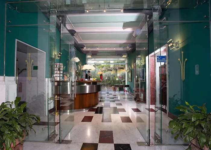 Hotel: Ateneo Garden Palace