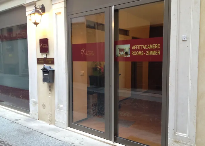 Albergo centrale: Hotel Leon D'Oro