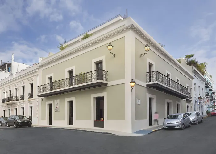 Pet Friendly hotel: Decanter Hotel