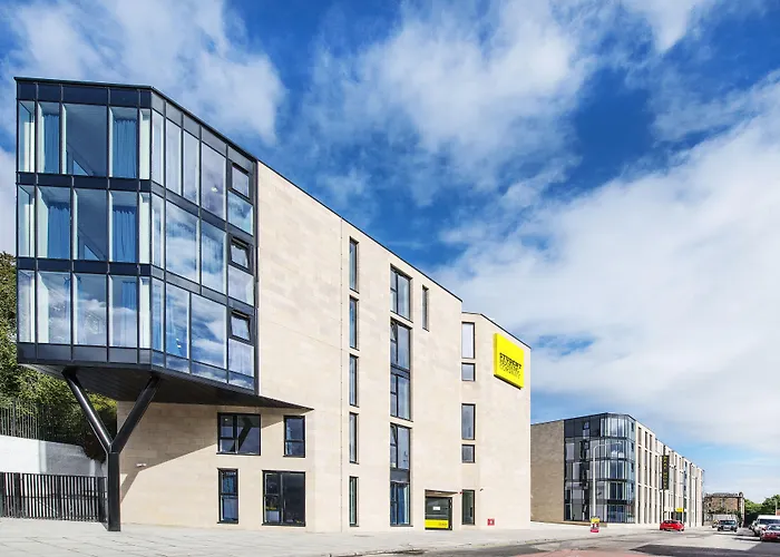 Vacation rental: Destiny Student - Holyrood