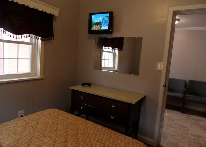 Vacation rental: Seven Dwarfs Motel & Cabins