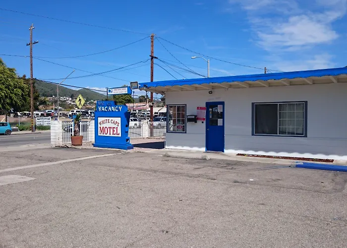 Motels White Caps