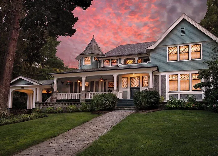 Black Walnut B&B Inn