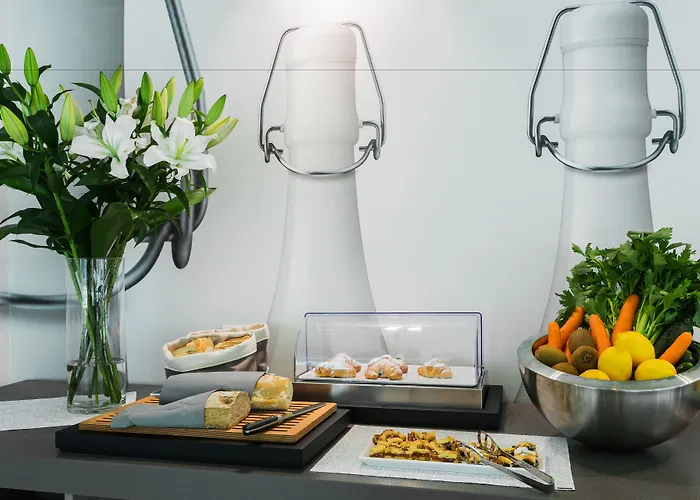 Family Hotel: Hotel Glance In Florence