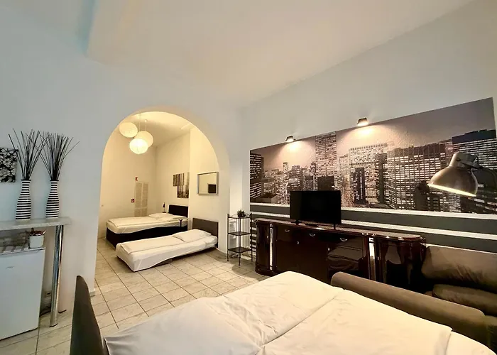 Altstadthotel Hayk Am Rhein