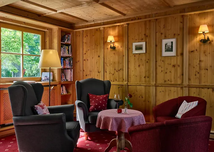 Alpenhof - ruhige Wohlfühloase im Fünf-Seenland in S-Bahnnähe Gauting