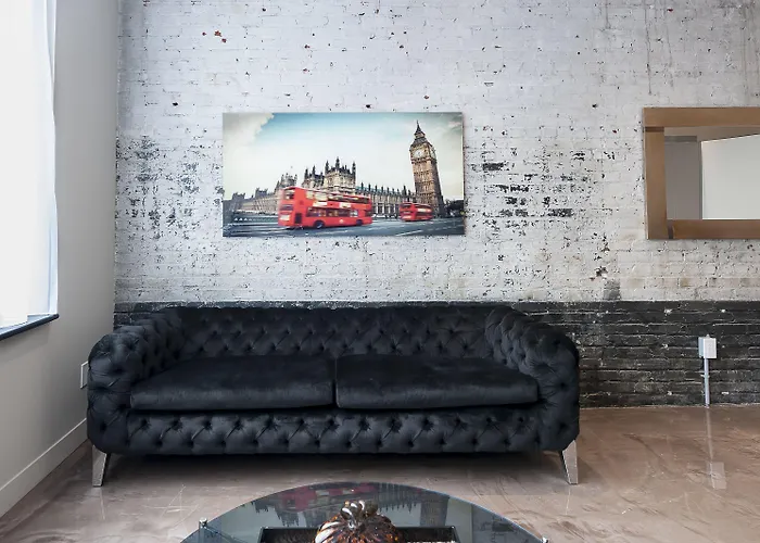 Apartment: Boutique Lofts Milton Parc By Simplissimmo