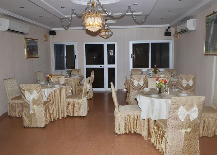 Beach hotel: Hotel Magnificat