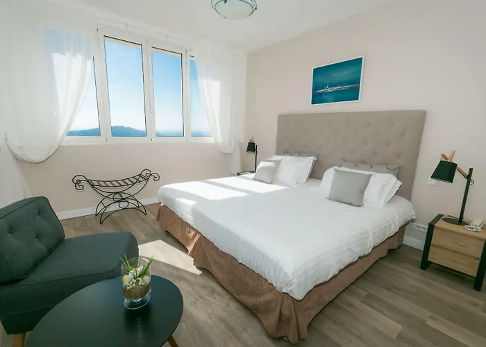 Hotel La Fiancee Du Pirate