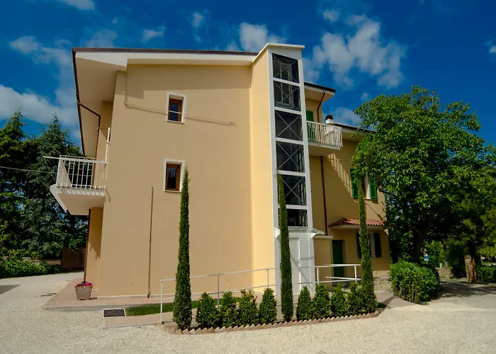 Relais Cocci Grifoni - Panoramic Wine