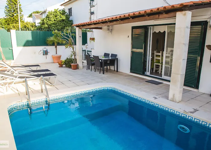 Help Yourself Hostels - Carcavelos Coast