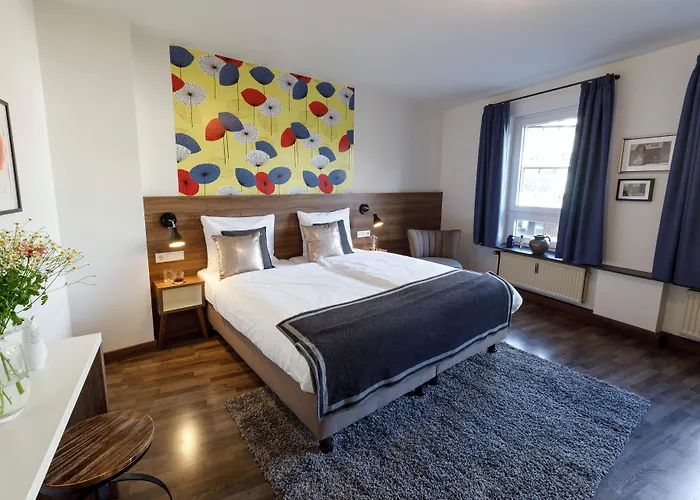 Zentrales Hotel: Koncept Hotel zum kostbaren Blut