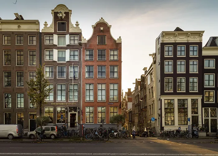 Family Hotel: The Hendrick'S Hotel