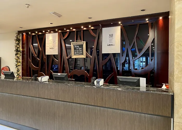 Hotel Aeroporto: Xo Hotels Blue Tower