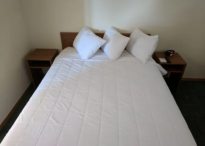 Travelodge By Wyndham Three Forks