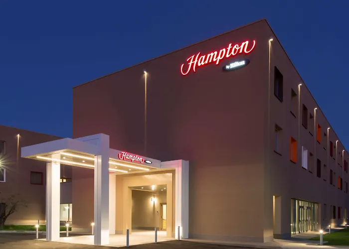  Hampton By Hilton Rome East