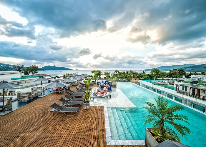 Clover Patong Phuket - Sha Plus