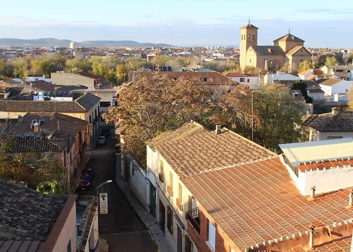 Apartamentos Oncemolinos con desayuno Consuegra