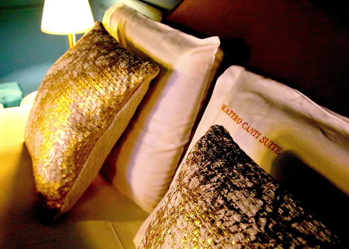 Central hotel: Quattro Canti Suites