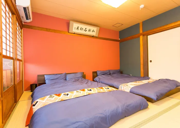 Villa: Guest House Kyorakuya Kinkakuji