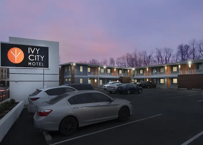 Cheap hotels Ivy City