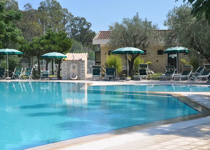 Borgo Degli Ulivi Natural Resort