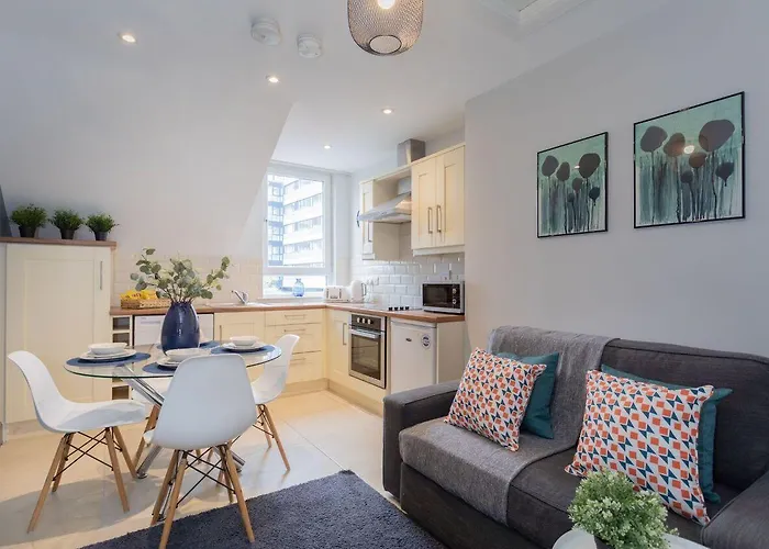 Apartment: Central Belfast Apartments Camden Street