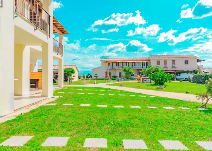 Hotel sulla spiaggia: Stella Marina Budoni