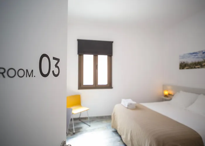 Casa de huéspedes: The 8 Rooms House