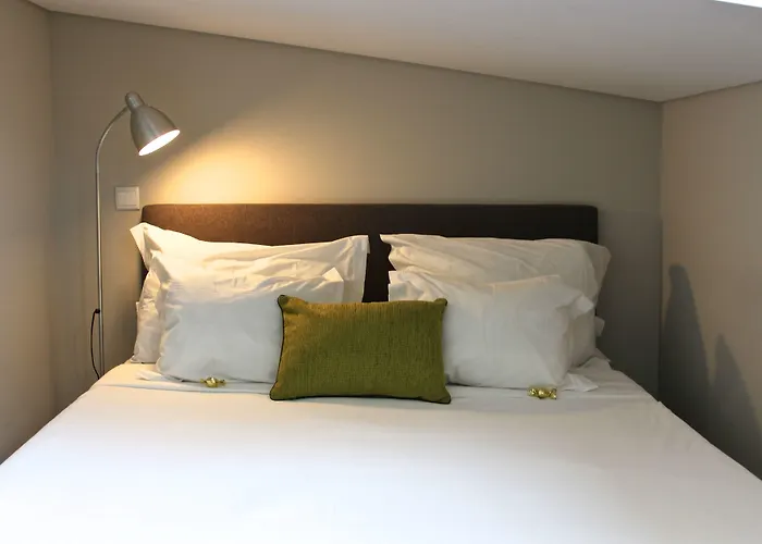 B The Guest Downtown