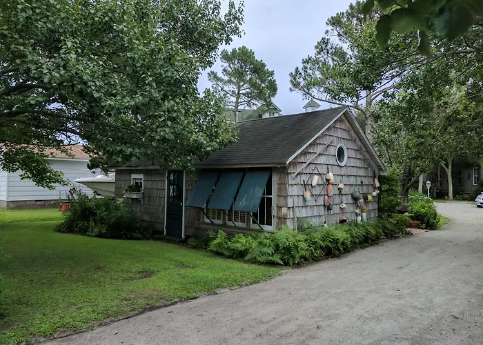 Roanoke Island Inn