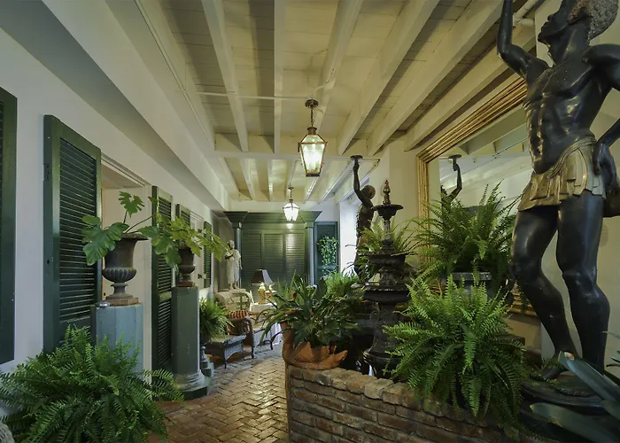 Choctaw Hall Bed & Breakfast