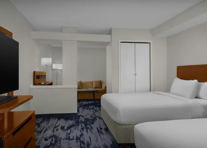 Fairfield Inn And Suites By Marriott Emporia I-95
